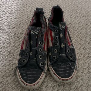 Patriotic American flag shoes